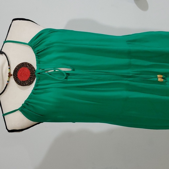 Dress - Picture 4 of 7